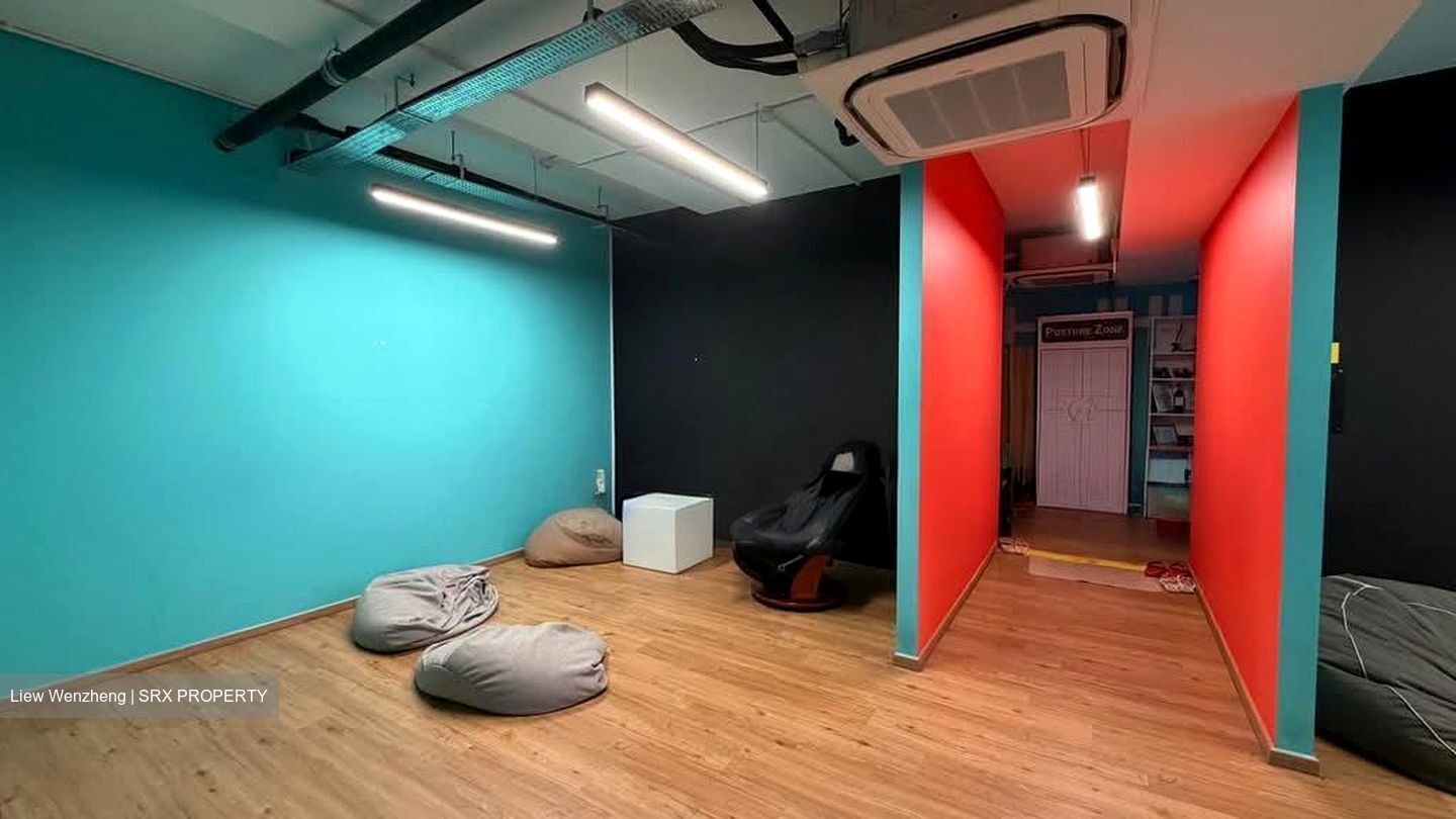 Lorong 18 Geylang (D14), Office #572584481